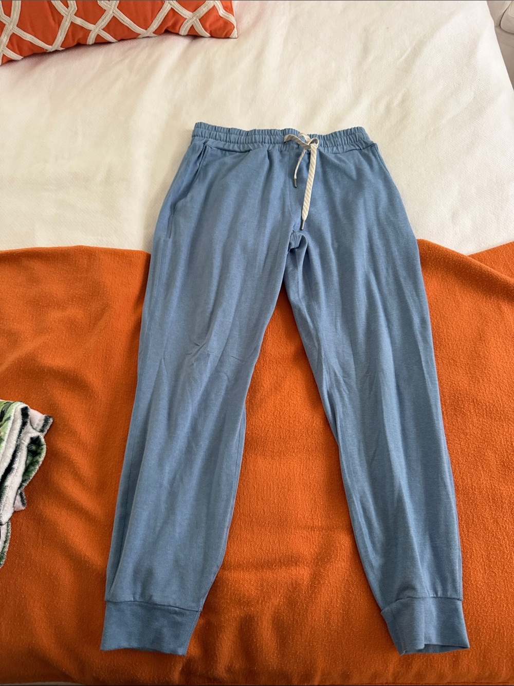 Vuori Light Blue Women’s Drawstring Joggers